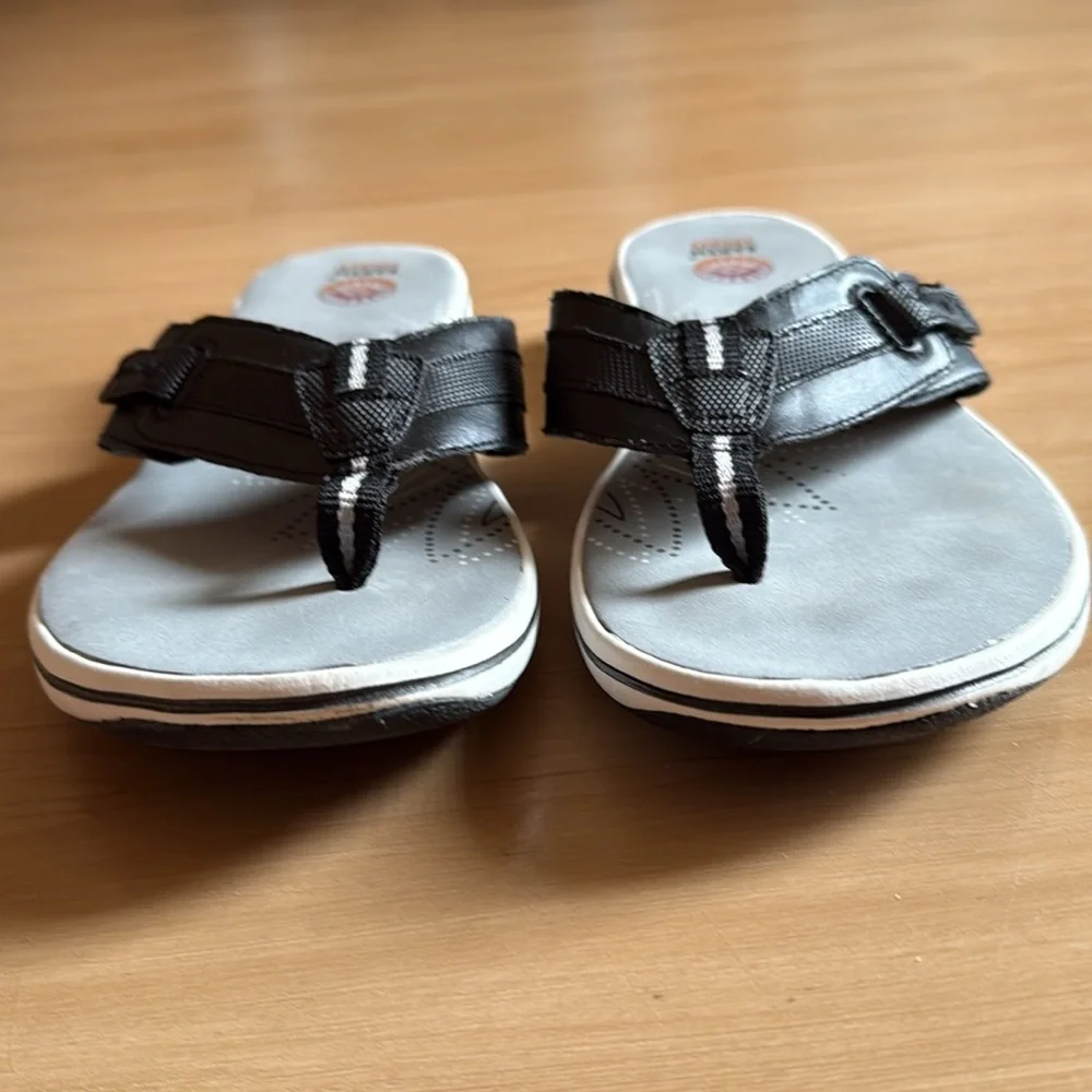 EARTH SPIRIT ELOY BLACK WOMENS THONG CUSHION SANDALS / FLIP FLOPS CASUAL SIZE 11